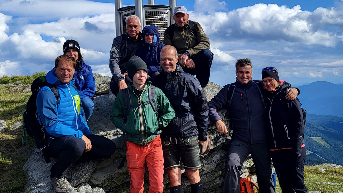 Teamwanderung Liechtenstein Holztreff.