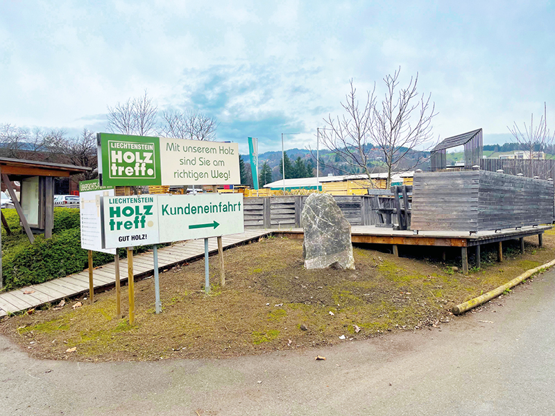 Aussenanlage Liechtenstein Holztreff.