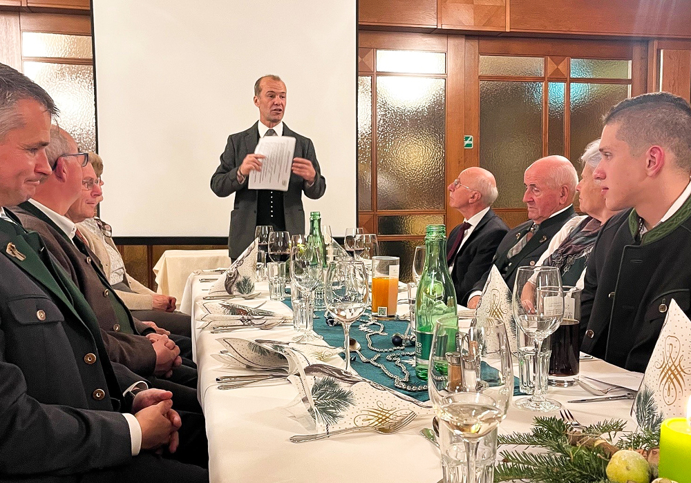 Klementifeier bei Liechtenstein Holztreff. und Mohik-Wertholhz