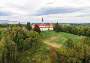 Schloss Hollenegg ist bekannt für die Förderung von Designern