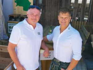 Werner Enzi und Karl Schmitt repräsentierten Liechtenstein Holztreff. und Mohik-Wertholz auf der Gartenschau 2025 in Leibnitz.